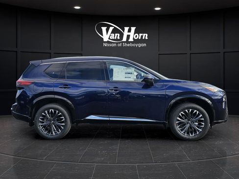 New 2026 Nissan Rogue Platinum w/ Platinum Premium Package AWD/4WD image 2