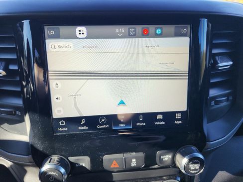 Used 2024 RAM 3500 Tradesman w/ Chrome Appearance Group image 16