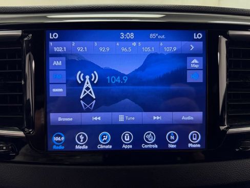 Used 2019 Chrysler Pacifica Touring-L Plus w/ S Appearance Package FWD image 28