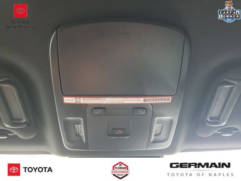 Used 2025 Toyota Camry SE FWD image 34