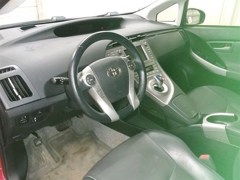 Used 2015 Toyota Prius Four w/ Deluxe Solar Roof Package image 11