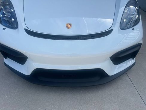 Used 2021 Porsche 718 Cayman GT4 RWD image 5