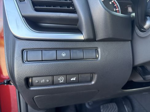 New 2026 Nissan Rogue SV image 29