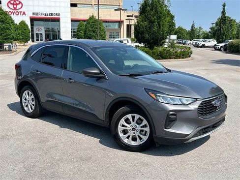 Used 2024 Ford Escape Active image 2