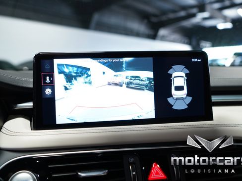 Used 2023 Genesis G70 2.0T w/ Sport Prestige Package image 39