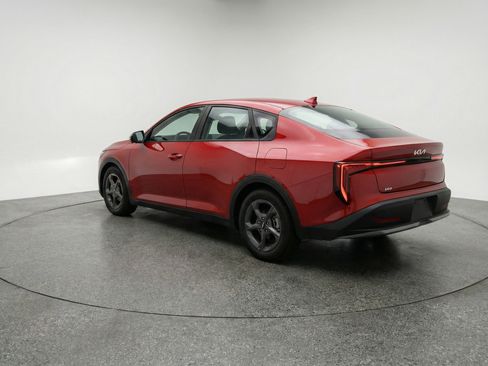 Used 2025 Kia K4 LXS image 6