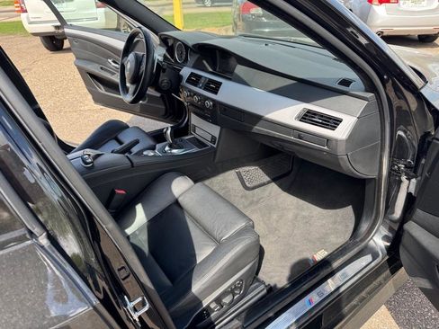 Used 2008 BMW M5 RWD image 24