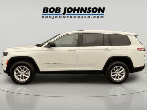 Used 2023 Jeep Grand Cherokee L Laredo AWD/4WD image 4