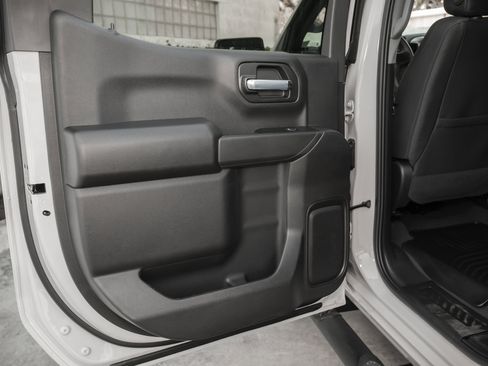 New 2026 Chevrolet Silverado 1500 Custom Trail Boss w/ LPO, Dark Essentials Package image 31