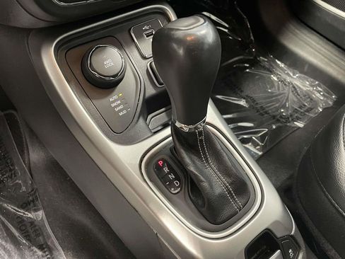 Used 2021 Jeep Compass 80th Special Edition image 23