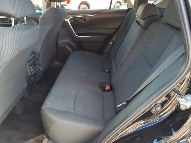 Used 2025 Toyota RAV4 LE AWD/4WD image 17