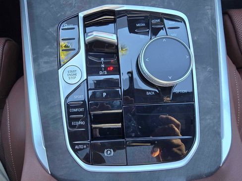 New 2026 BMW X5 sDrive40i w/ M Sport Package image 14