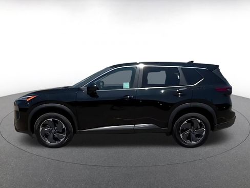 Used 2025 Nissan Rogue SV FWD image 8