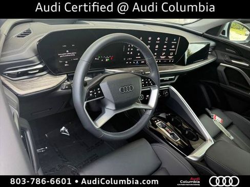 Certified 2025 Audi Q5 Premium Plus AWD/4WD image 3
