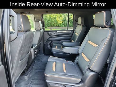 Used 2024 GMC Yukon XL AT4 w/ Technology Package AWD/4WD image 25