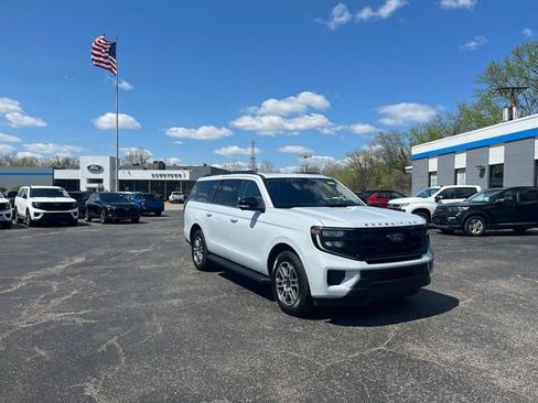 Used 2025 Ford Expedition Max Active image 1