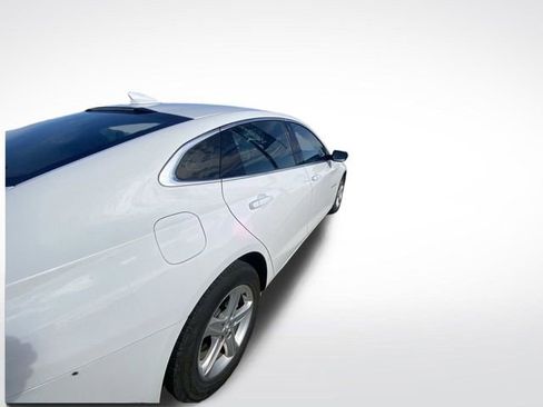 Used 2024 Chevrolet Malibu LT image 10