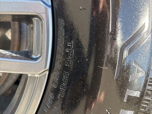 Used 2025 GMC Acadia Elevation image 36