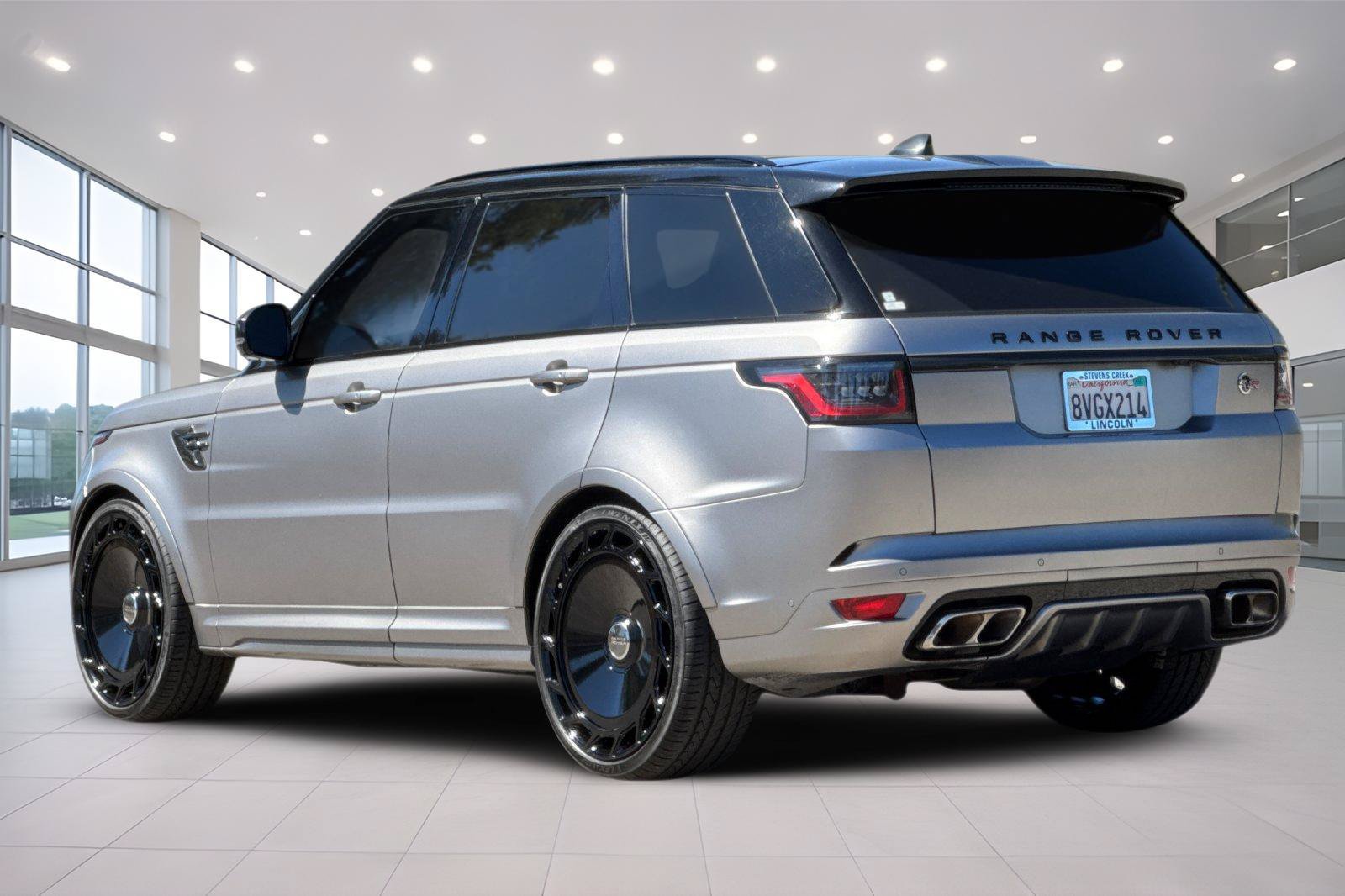 Used 2021 Land Rover Range Rover Sport SVR Carbon Edition AWD/4WD image 6