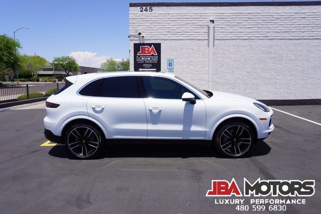Used 2023 Porsche Cayenne AWD/4WD image 88