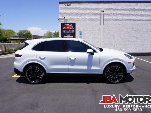 Used 2023 Porsche Cayenne AWD/4WD image 88