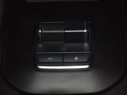 Used 2024 GMC Sierra 2500 AT4 w/ AT4 Premium Plus Package image 33