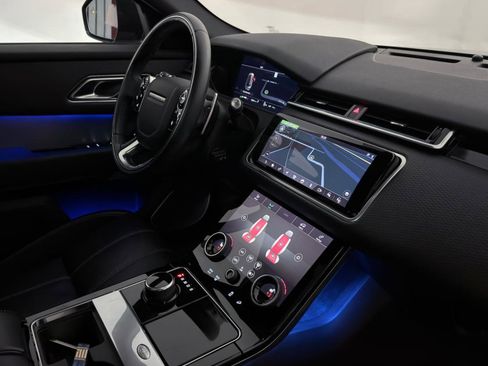 Used 2019 Land Rover Range Rover Velar R-Dynamic SE image 26