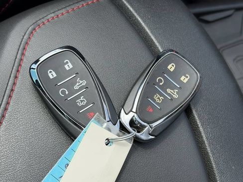 Used 2022 Chevrolet Camaro ZL1 RWD image 19