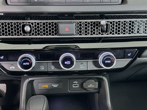 Used 2024 Honda Civic EX-L image 22