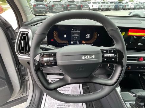 New 2026 Kia Sorento S AWD/4WD image 11