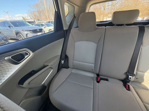 Used 2025 Kia Soul LX w/ LX Technology Package image 36