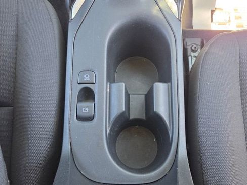 Used 2024 Toyota Corolla LE FWD image 18