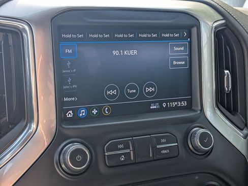 Used 2021 Chevrolet Silverado 1500 LT AWD/4WD image 19