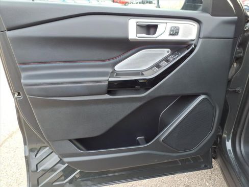 Used 2023 Ford Explorer ST w/ Equipment Group 401A image 17