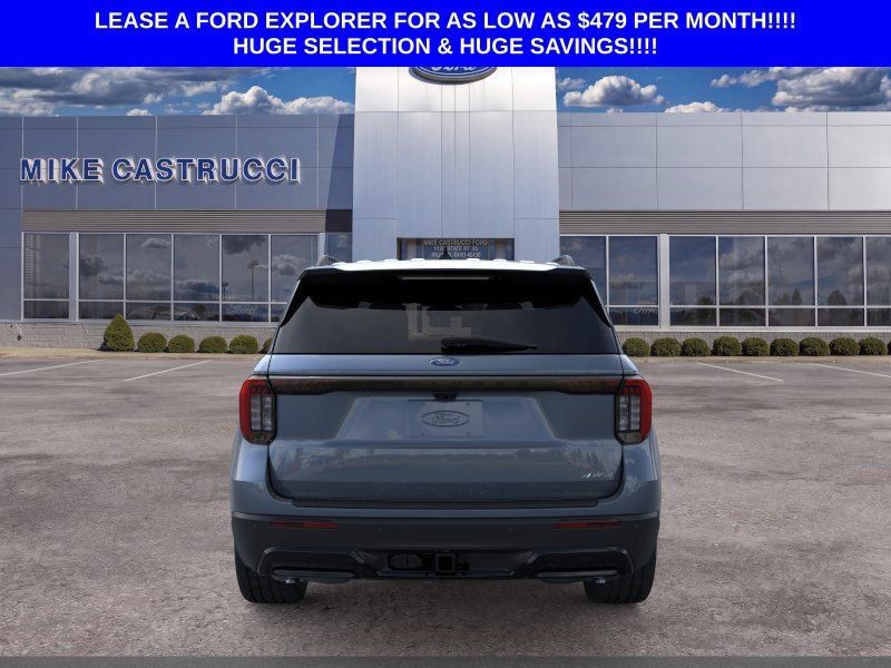 New 2026 Ford Explorer ST-Line w/ ST-Line Street Pack AWD/4WD image 5