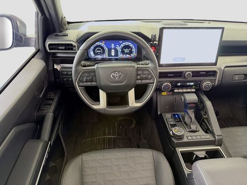 Used 2025 Toyota 4Runner TRD Off-Road Premium w/ Tow Technology Package AWD/4WD image 27