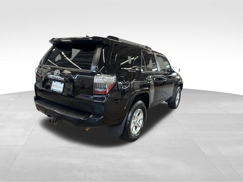 Used 2021 Toyota 4Runner SR5 AWD/4WD image 29