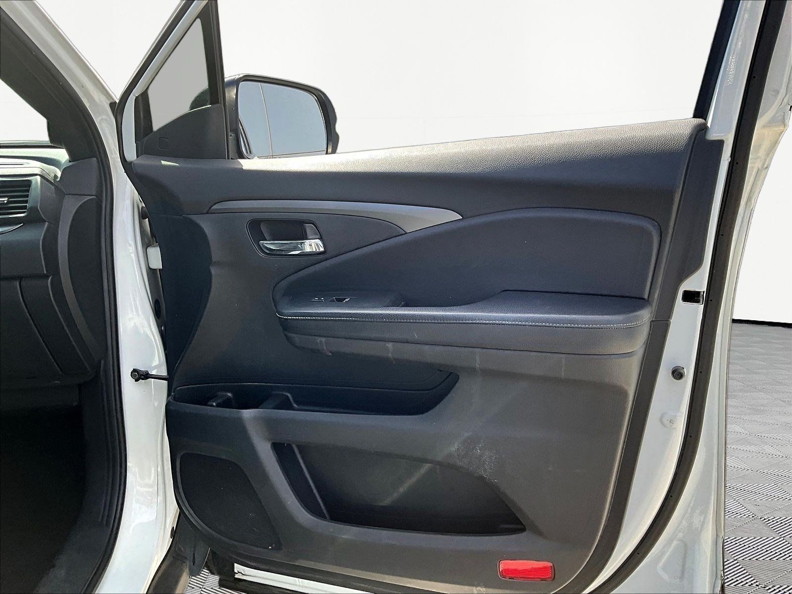 Used 2020 Honda Passport EX-L image 27