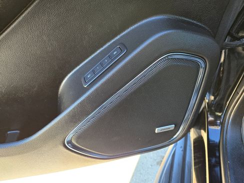 Used 2020 Chevrolet Tahoe LT image 12