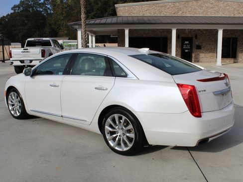 Used 2016 Cadillac XTS Luxury image 18