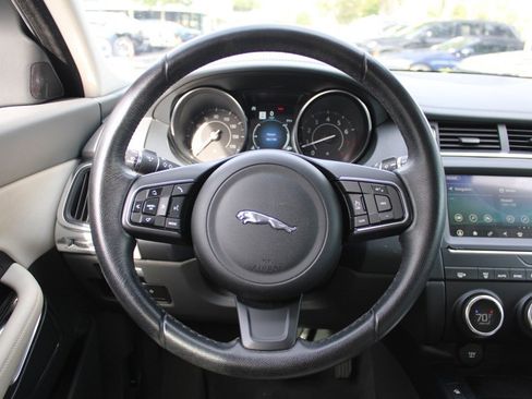 Used 2019 Jaguar E-PACE S image 17