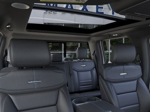 New 2026 Ford F350 Platinum w/ FX4 Off-Road Package image 22