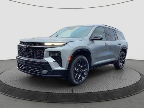 New 2026 Chevrolet Traverse RS w/ LPO, Floor Liner Package image 3