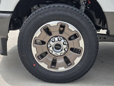 New 2026 Ford F350 King Ranch w/ FX4 Off-Road Package AWD/4WD image 14