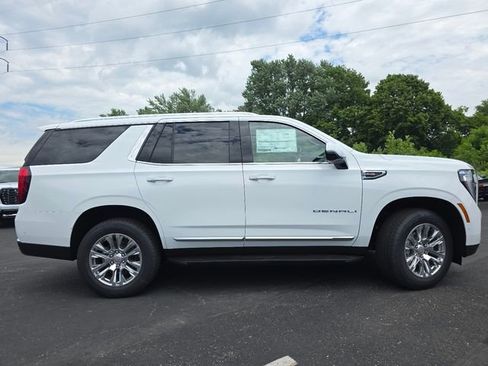 New 2026 GMC Yukon Denali AWD/4WD image 17