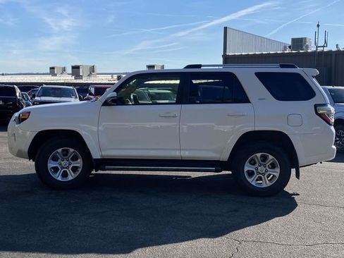 Used 2021 Toyota 4Runner SR5 Premium image 7