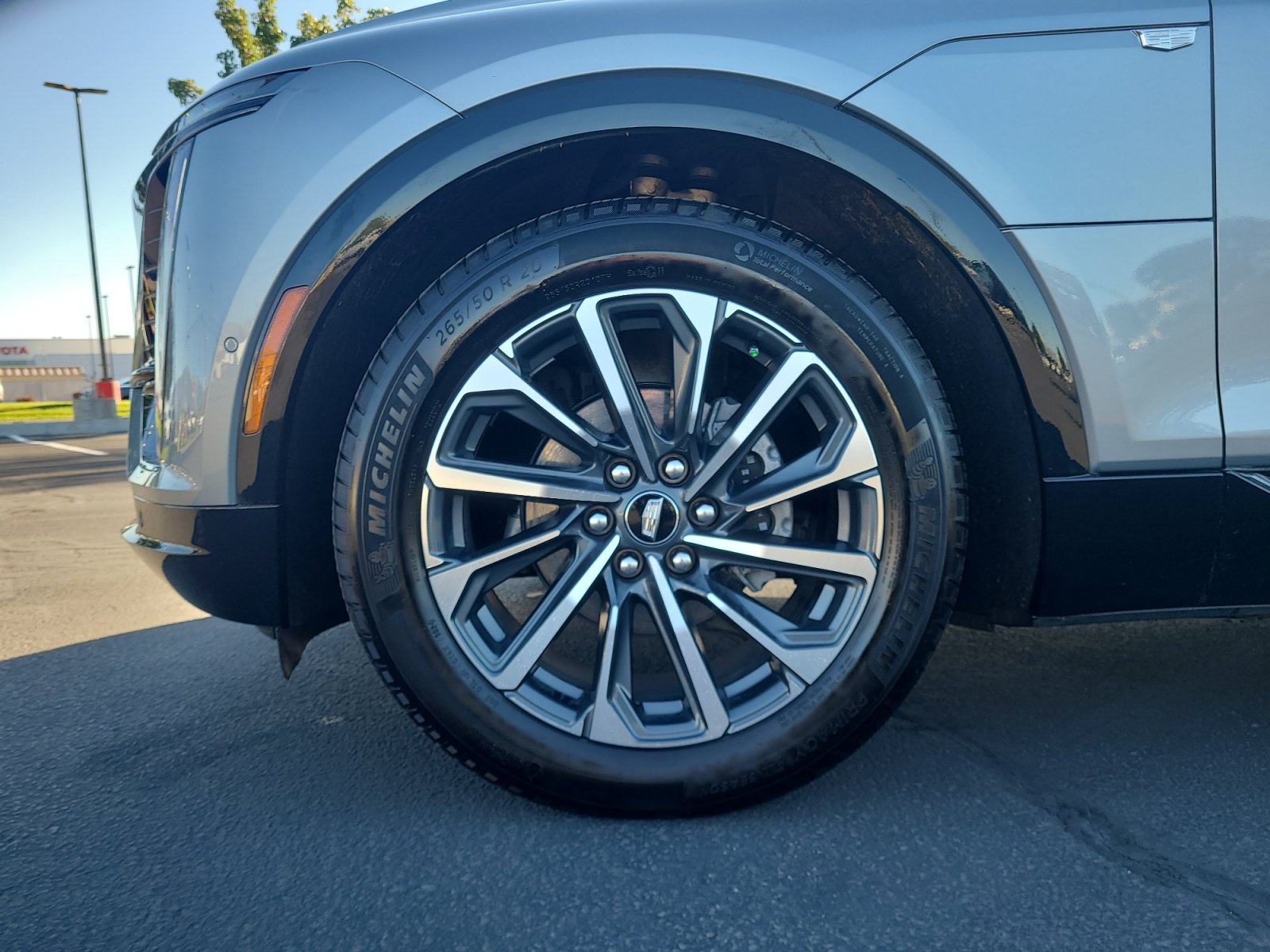 Used 2025 Cadillac Lyriq Sport AWD/4WD image 26