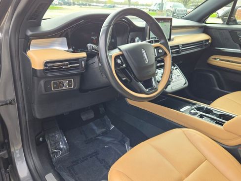 Used 2022 Lincoln Corsair Reserve w/ Equipment Group 201A image 25