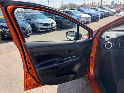 Used 2020 Nissan Versa SR w/ Lighting Package image 14
