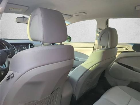 Used 2018 Hyundai Tucson SEL FWD image 23